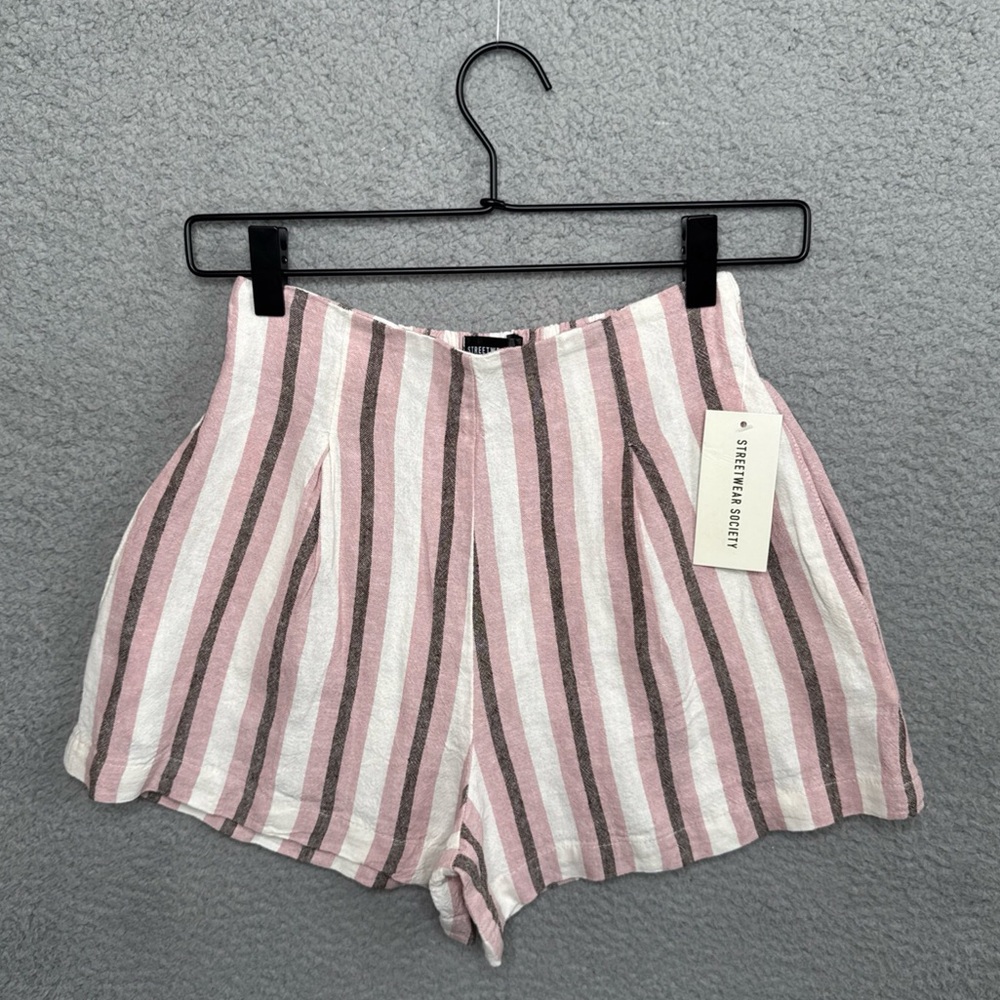 Streetwear Society Women”s Striped Pink/Dark Gray/White Sz Small NWT
